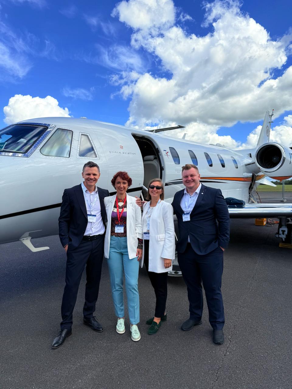 Jets and Helicopters на ACE в Лондоне